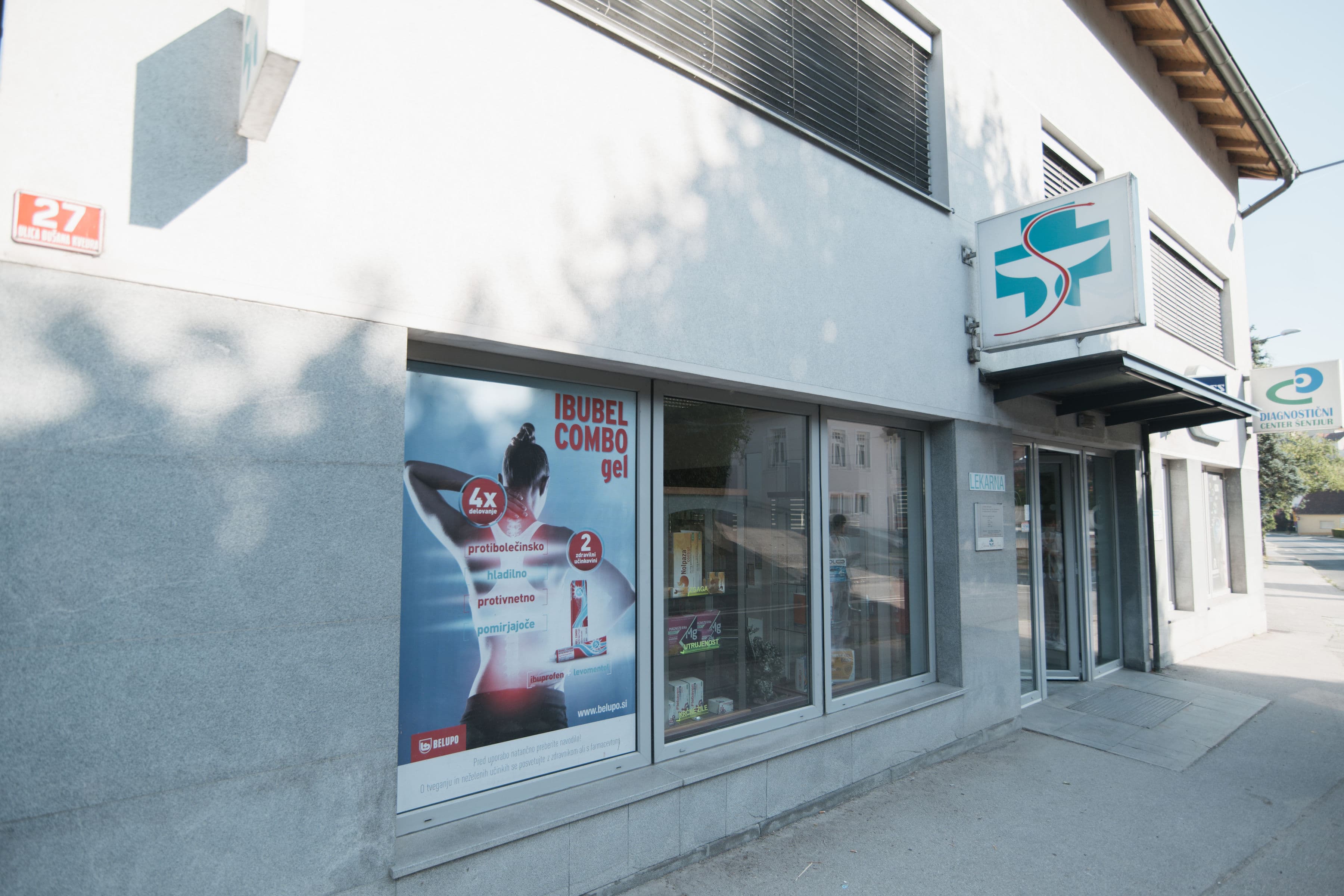 Zunanjost Lekarne sveti Jurij Šentjur